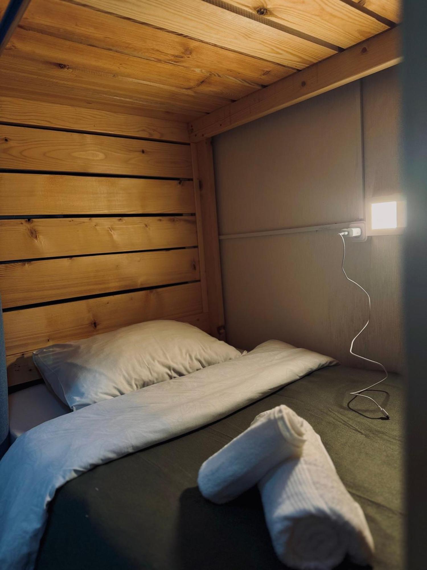 Hostel Buddha Κισινάου Εξωτερικό φωτογραφία